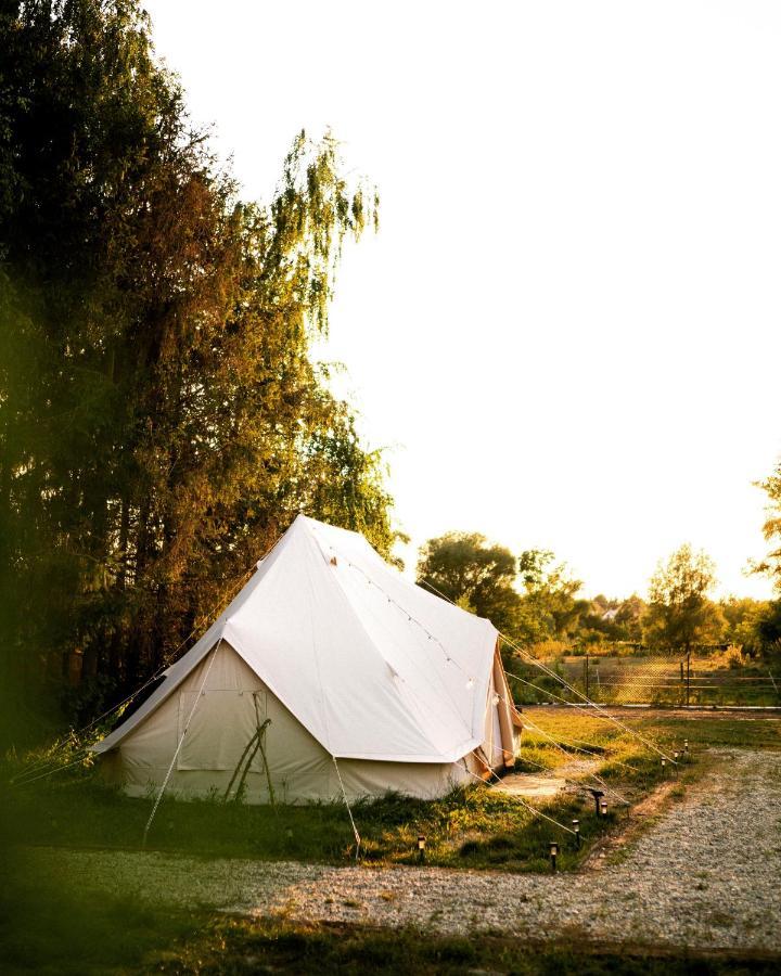 Bozsky Glamp Hotel Valtice Exterior photo